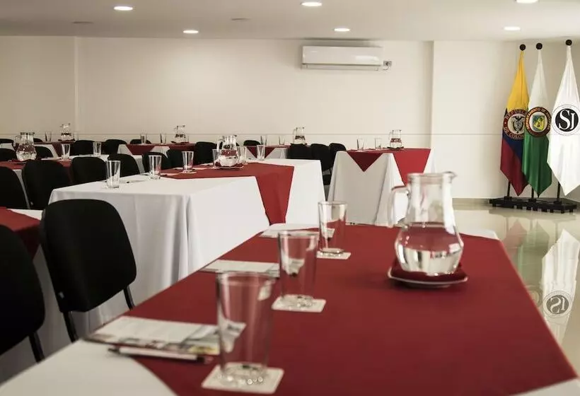 Fotos del hotel El Portón De San Joaquin:  8