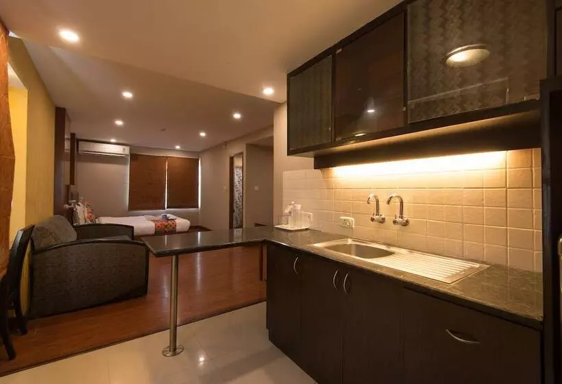 Fotos del hotel Fabhotel Santhome Inn:  5