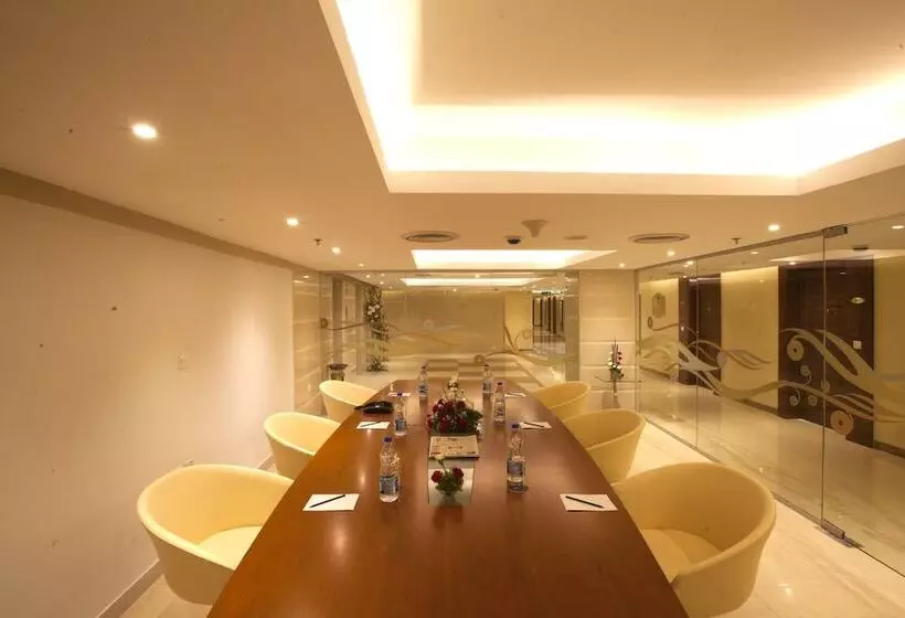 Fotos del hotel United21 The Grand:  9