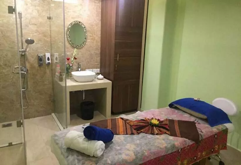 Fotos del hotel United21 The Grand:  6