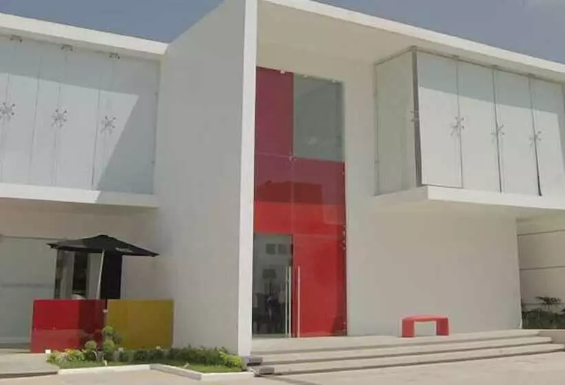 Fotos del hotel Es Design:  16