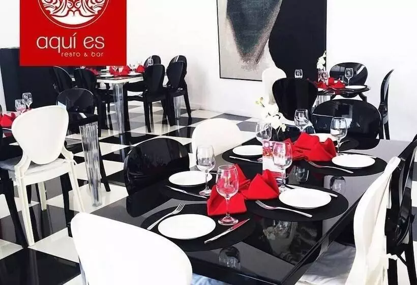 Fotos del hotel Es Design:  13