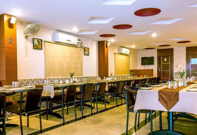 Fotos del hotel Oyo Rooms Dolphin Circle:  3