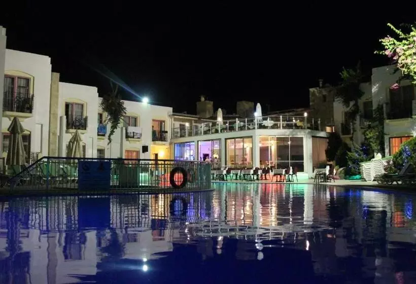 Fotos del hotel Serpina:  11