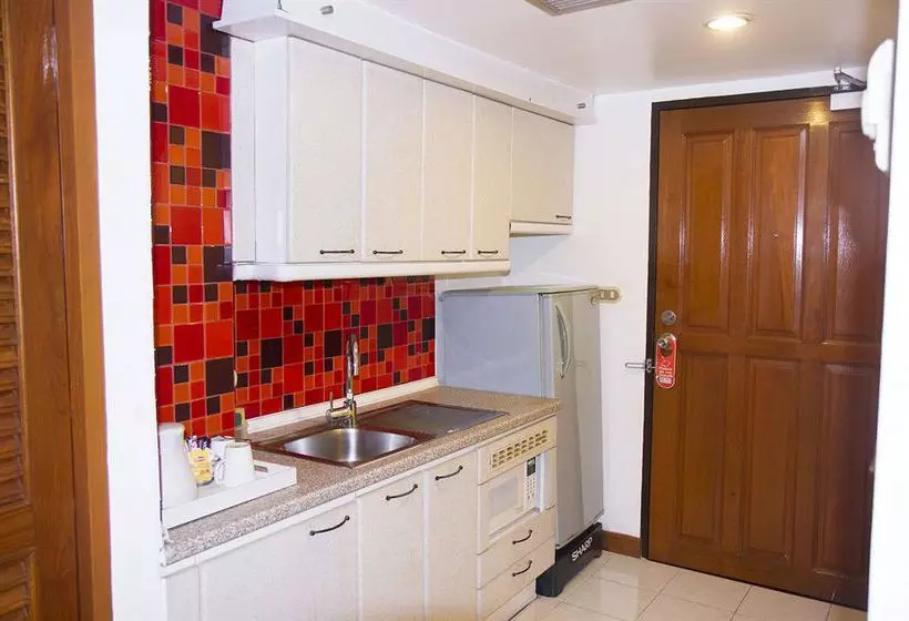 Fotos del hotel Omni Syncate Suites:  19