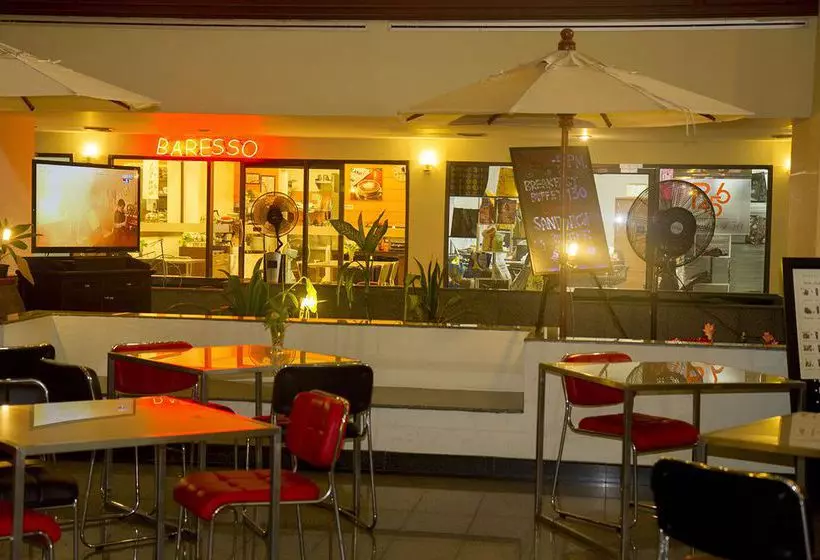 Fotos del hotel Omni Syncate Suites:  5