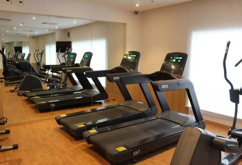 Fotos del hotel Holiday Inn Express Chennai Omr Thoraipakkam, An Ihg:  4