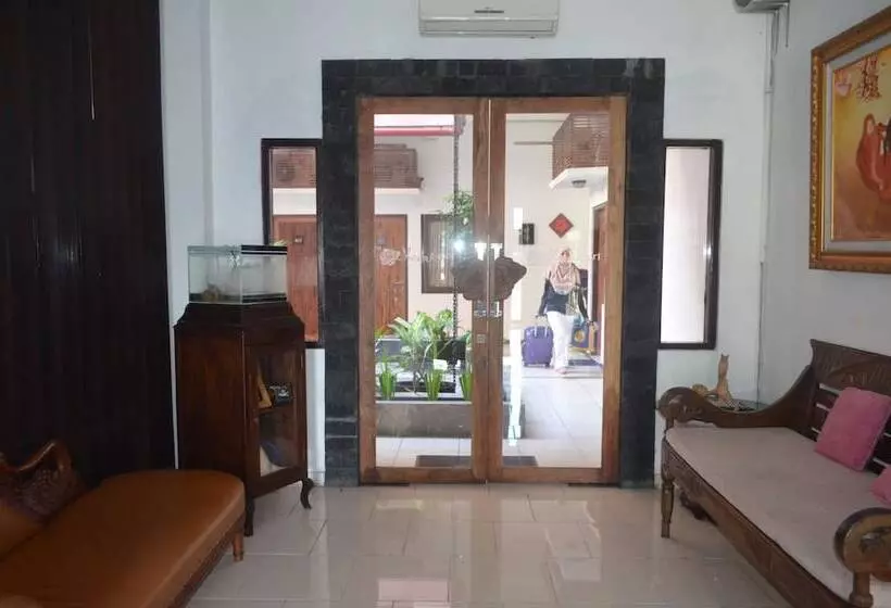 Fotos del hotel Mawar Asri:  9