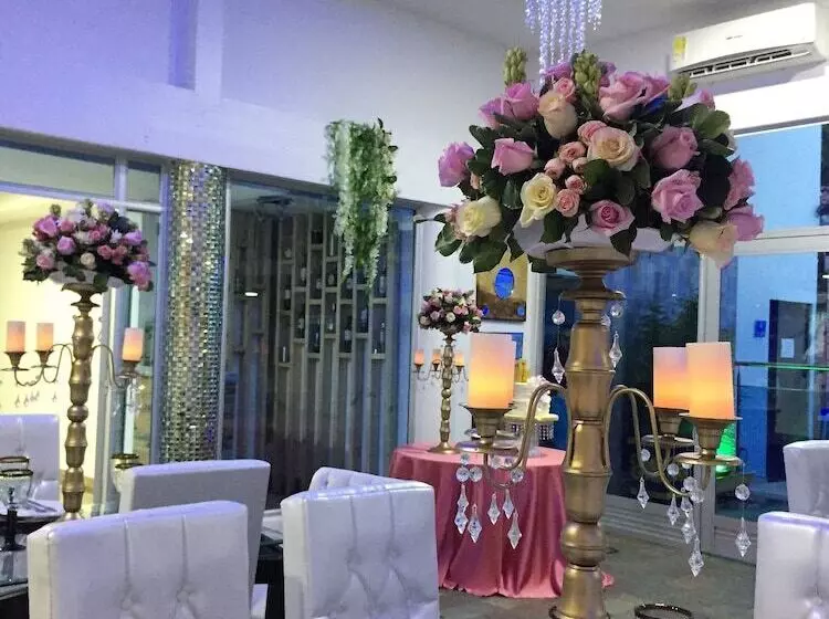 Fotos del hotel Boutique El Poblado:  4