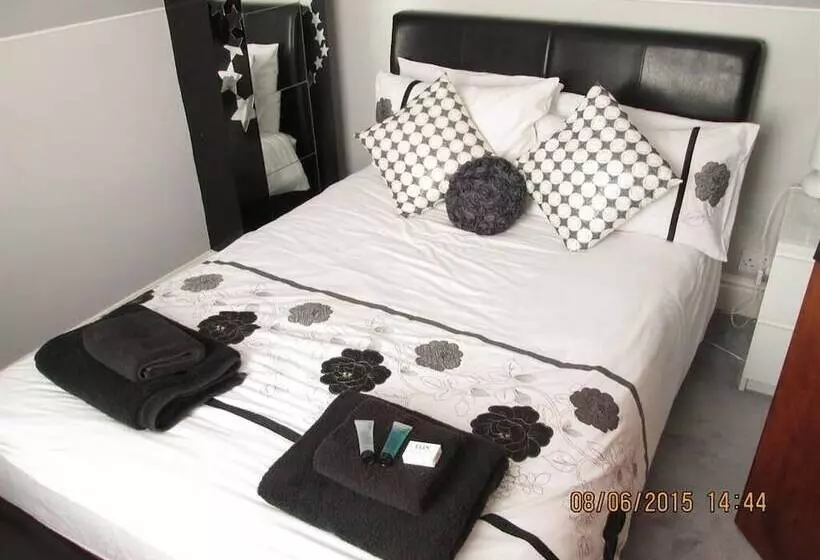 Fotos del hotel The Garnett:  15