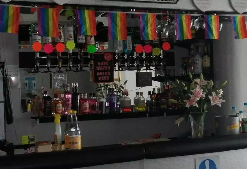 Fotos del hotel The Garnett:  10