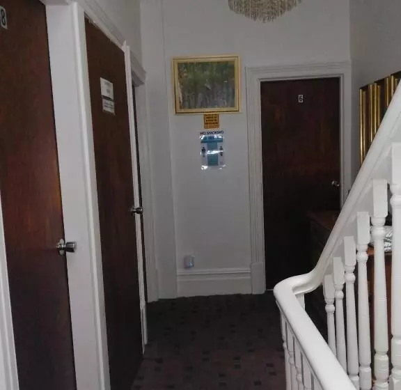 Fotos del hotel The Garnett:  2