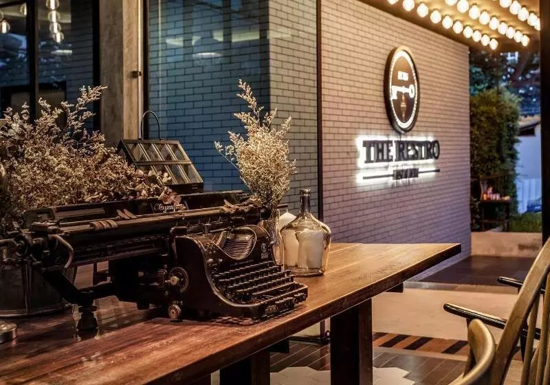 Fotos del hotel The Restro:  3