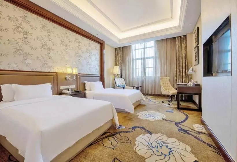 Fotos del hotel Days  Logan City Huizhou:  18