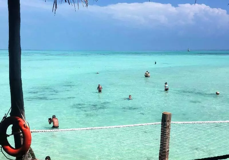 Fotos del hotel Reef & Beach Resort:  17