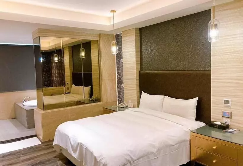 Fotos del hotel All Fun Business:  17