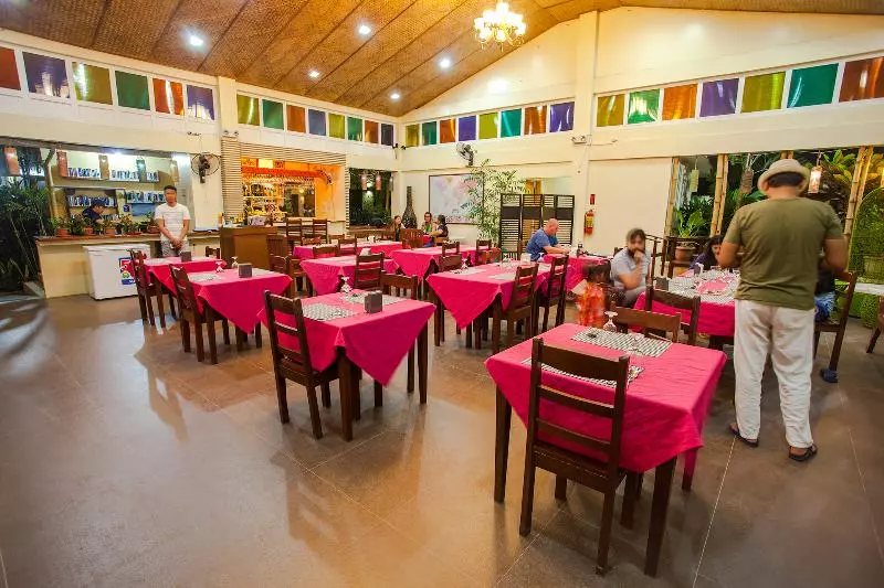 Fotos del hotel Blue Lagoon Inn & Suites:  2