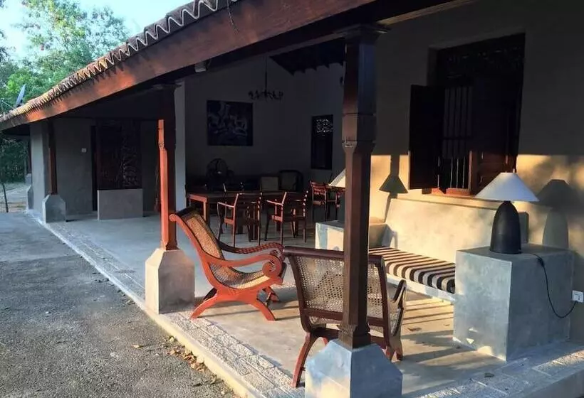 Fotos del hotel Koragaha Lodge:  11