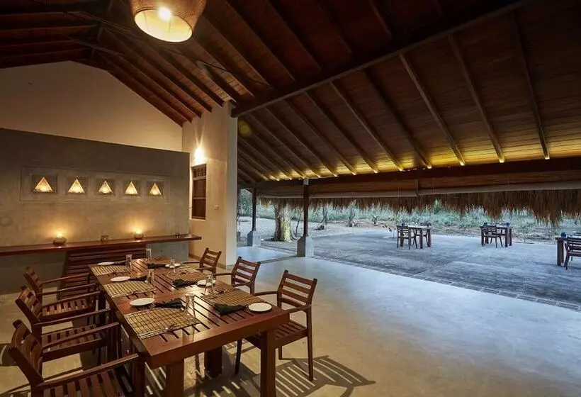 Fotos del hotel Koragaha Lodge:  6