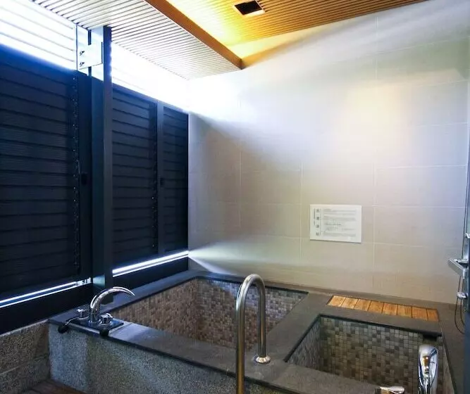 Fotos del hotel The Sun Hot Spring & Resort:  5