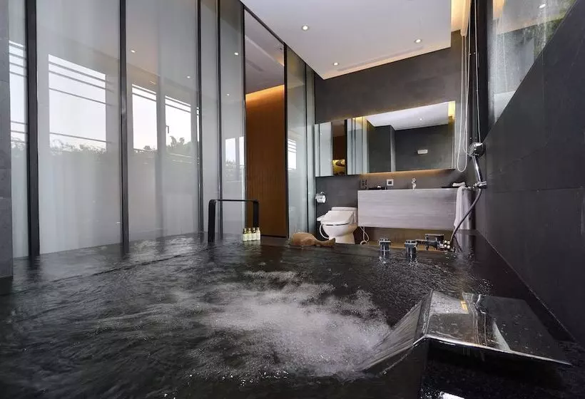 Fotos del hotel The Sun Hot Spring & Resort:  7