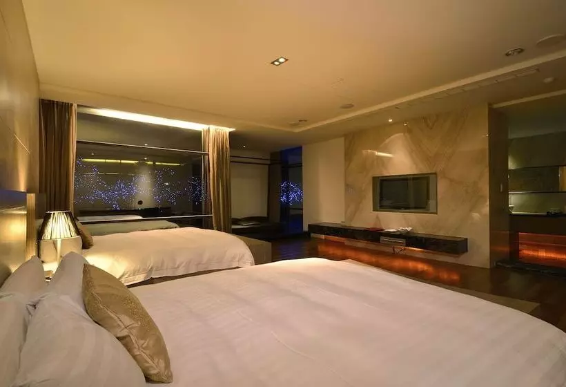 Fotos del hotel The Sun Hot Spring & Resort:  21