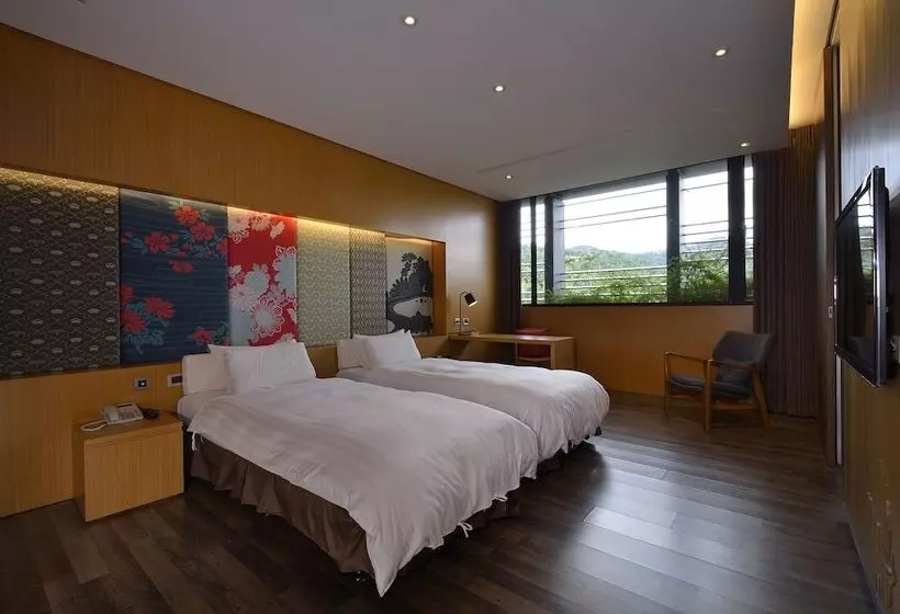 Fotos del hotel The Sun Hot Spring & Resort:  17