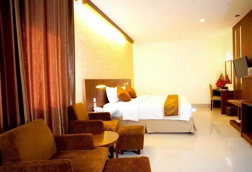 Fotos del hotel Vaccinated Staff  Capital O 1279  Grand Celino Makassar:  8