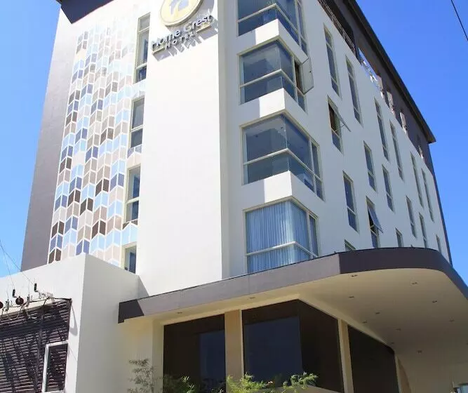 Fotos del hotel Home Crest:  13