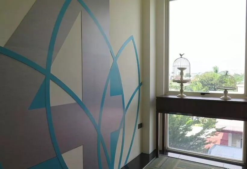 Fotos del hotel Home Crest:  9