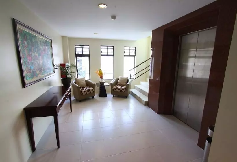 Fotos del hotel Home Crest:  7