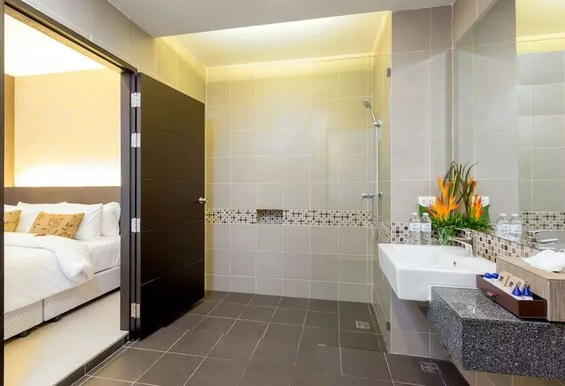 Fotos del hotel Patong Bay Hill Resort:  5