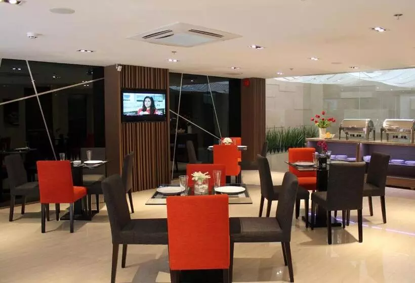 Fotos del hotel The Luxe:  11