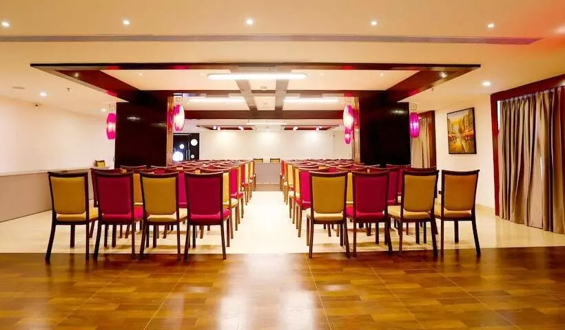 Fotos del hotel Zone By The Park, Orr, Chennai:  8