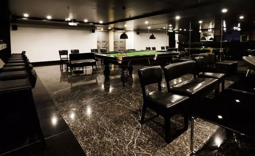 Fotos del hotel Zone By The Park, Orr, Chennai:  15