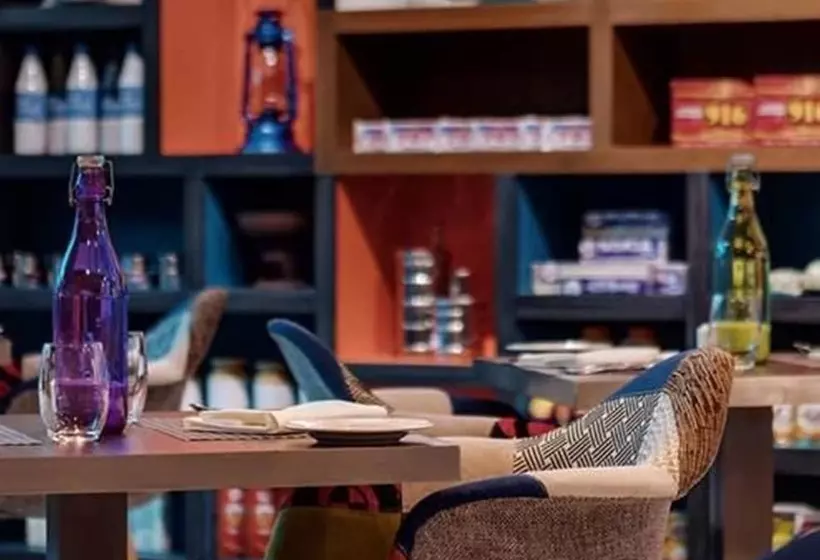 Fotos del hotel Zone By The Park, Orr, Chennai:  5