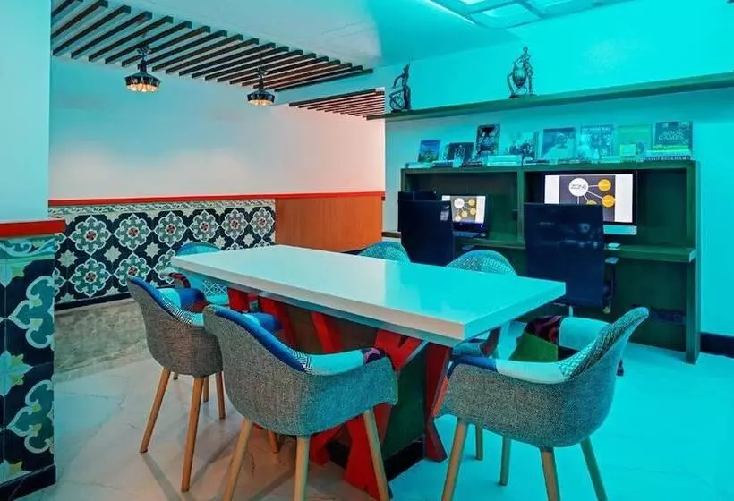 Fotos del hotel Zone By The Park, Orr, Chennai:  14