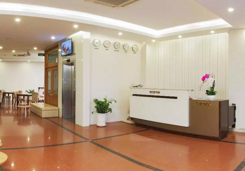 Fotos del hotel Metro Points Hcm:  5