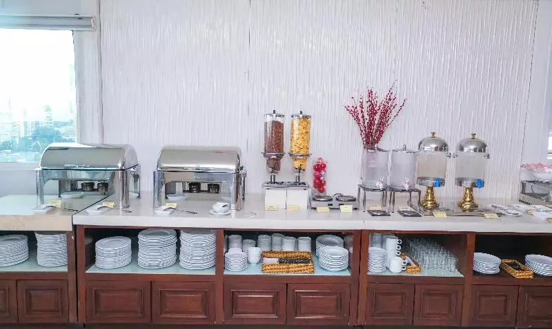 Fotos del hotel Metro Points Hcm:  3