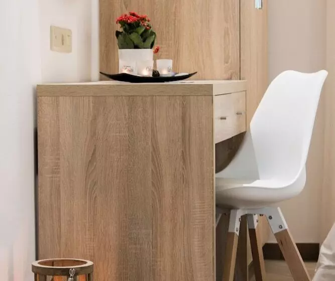 Fotos del hotel Polis Boutique:  25