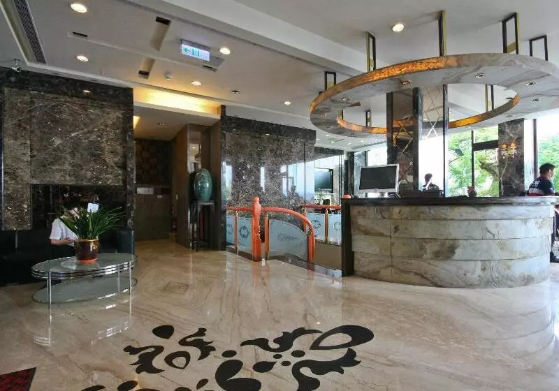 Fotos del hotel Harbor Resort:  2