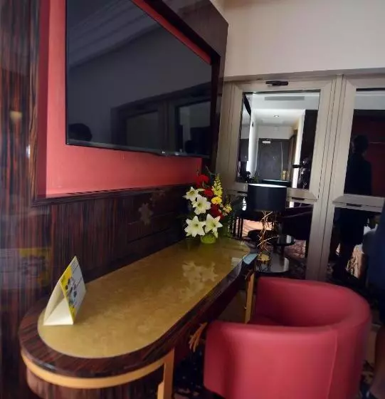 Fotos del hotel Hôtel Fleur De Lys Plateau:  6