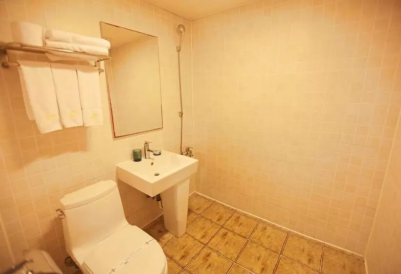 Fotos del hotel Changwon At Business:  13