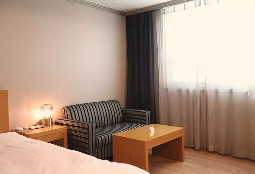 Fotos del hotel Changwon At Business:  20