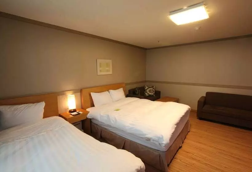 Fotos del hotel Changwon At Business:  2