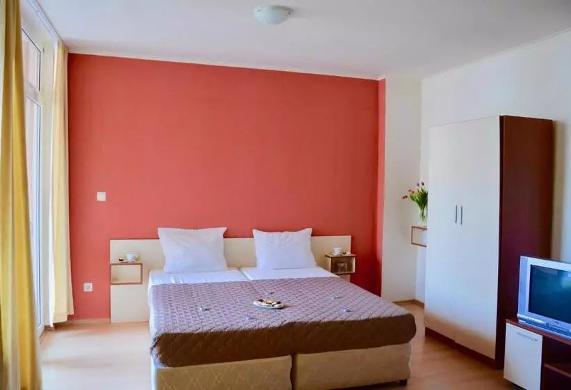 Fotos del hotel Rainbow 2 Holiday Complex:  2