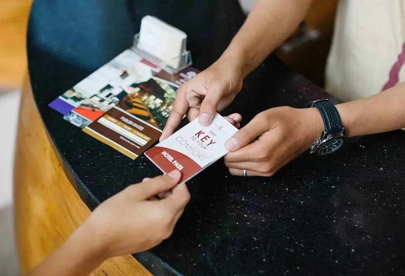 Fotos del hotel Mahogany:  9