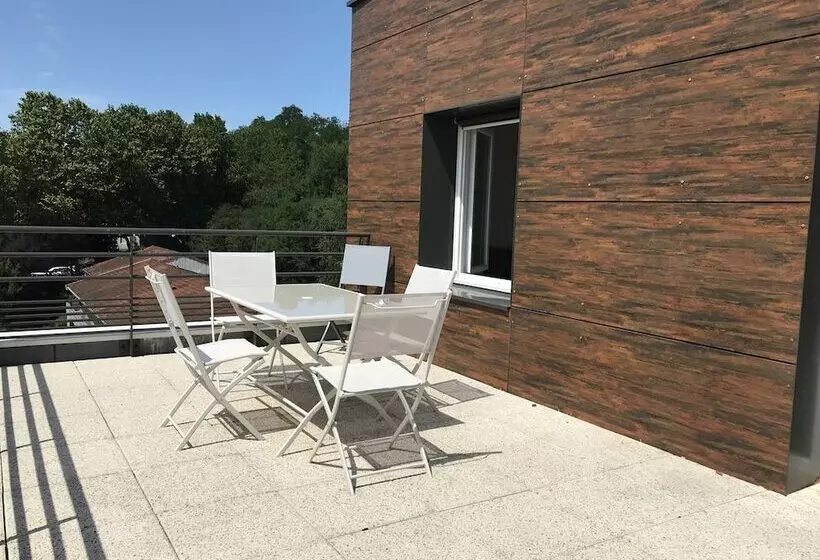 Fotos del hotel The Originals Westlodge Dardilly Lyon Nord:  15