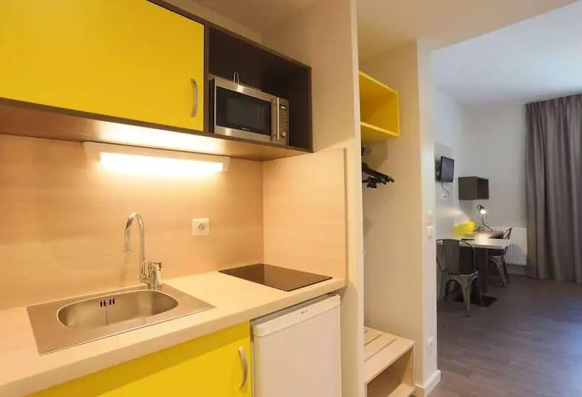 Fotos del hotel The Originals Westlodge Dardilly Lyon Nord:  25