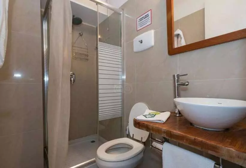 Fotos del hotel Playa Brava:  5